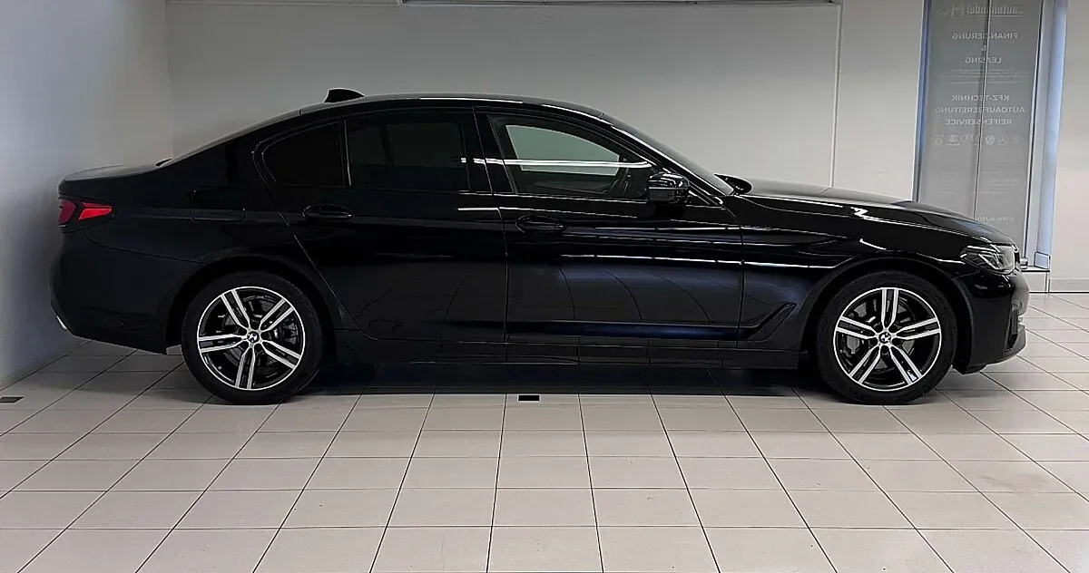 BMW 5 Series 2021 photo 5