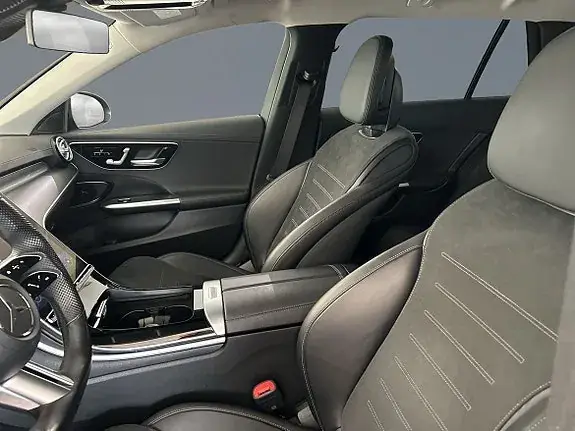 Mercedes-Benz C220 2022 photo 5