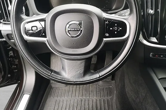 Volvo V60 2019 photo 3