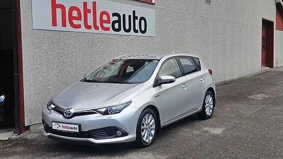 Toyota Auris 2016 photo 4