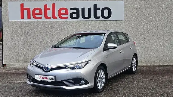 Toyota Auris 2016 photo 3