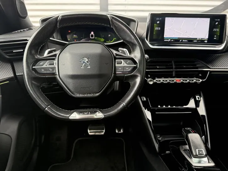 Peugeot 2008 2020 photo 2