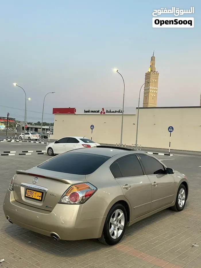 Nissan Altima 2010 photo 3
