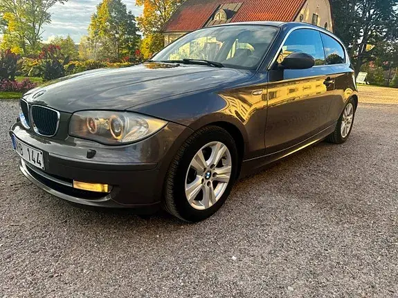 BMW 118D 2009 photo 3