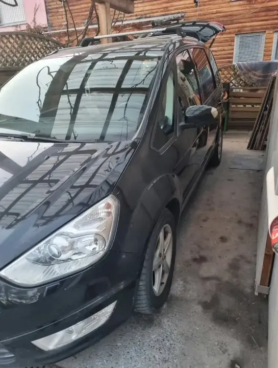 Ford Galaxy 2014 photo 3