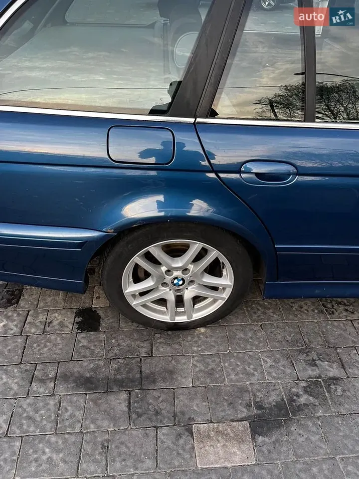 BMW 5 Series 2002 photo 4