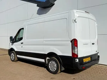 Ford Transit 2024 photo 2