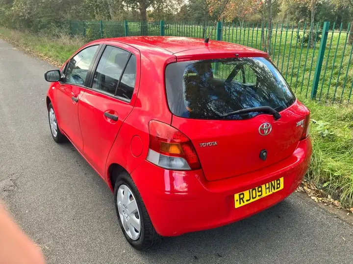 Toyota Yaris 2009 photo 5