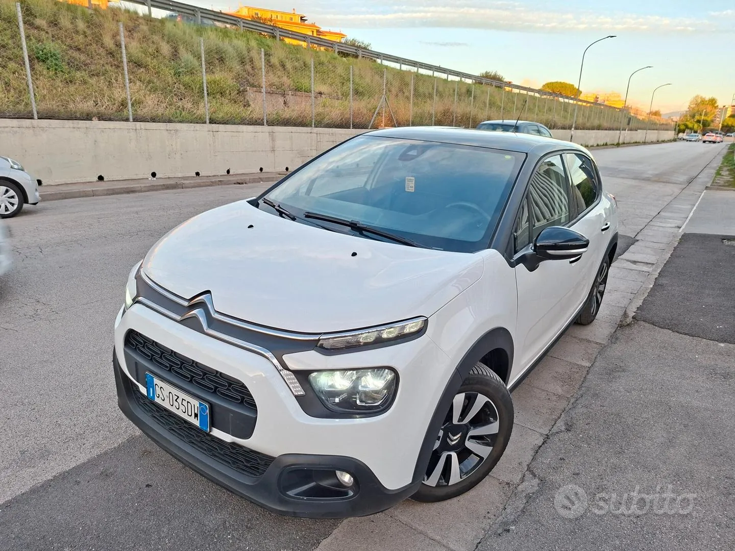 Citroen C3 2023 photo 3