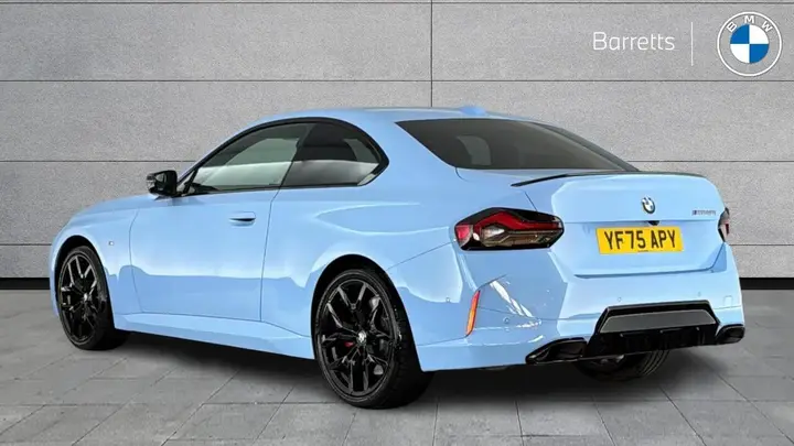 BMW 2 Series 2025 photo 2