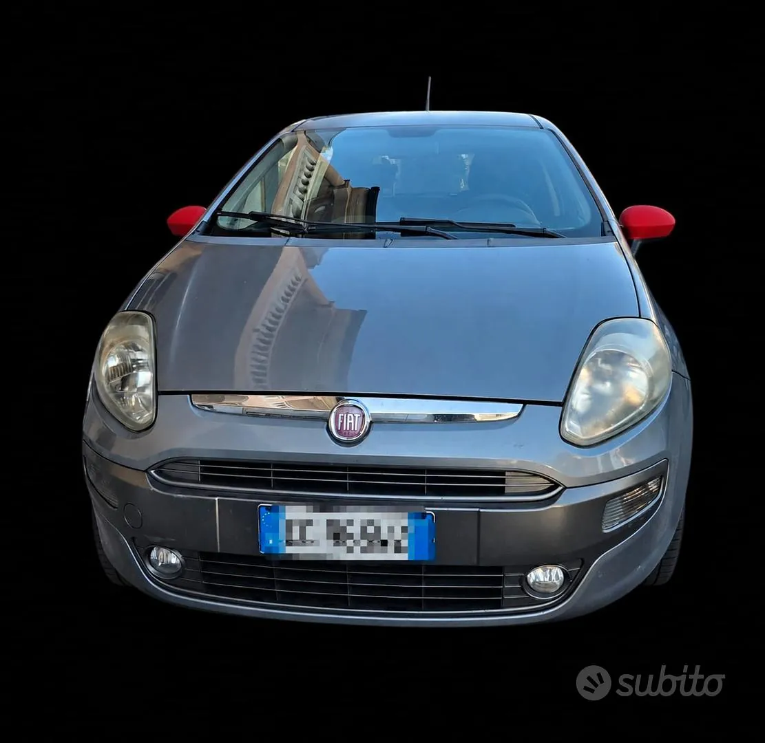 Fiat Grande Punto Evo 2011 photo 3