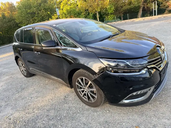 Renault Espace 2017 photo 2