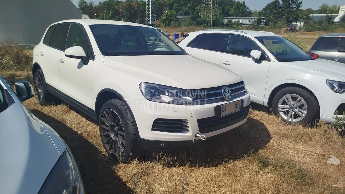 Volkswagen Touareg 2010 photo 2