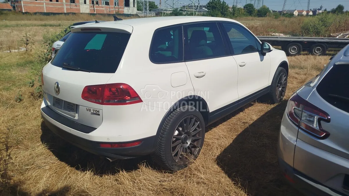 Volkswagen Touareg 2010 photo 3
