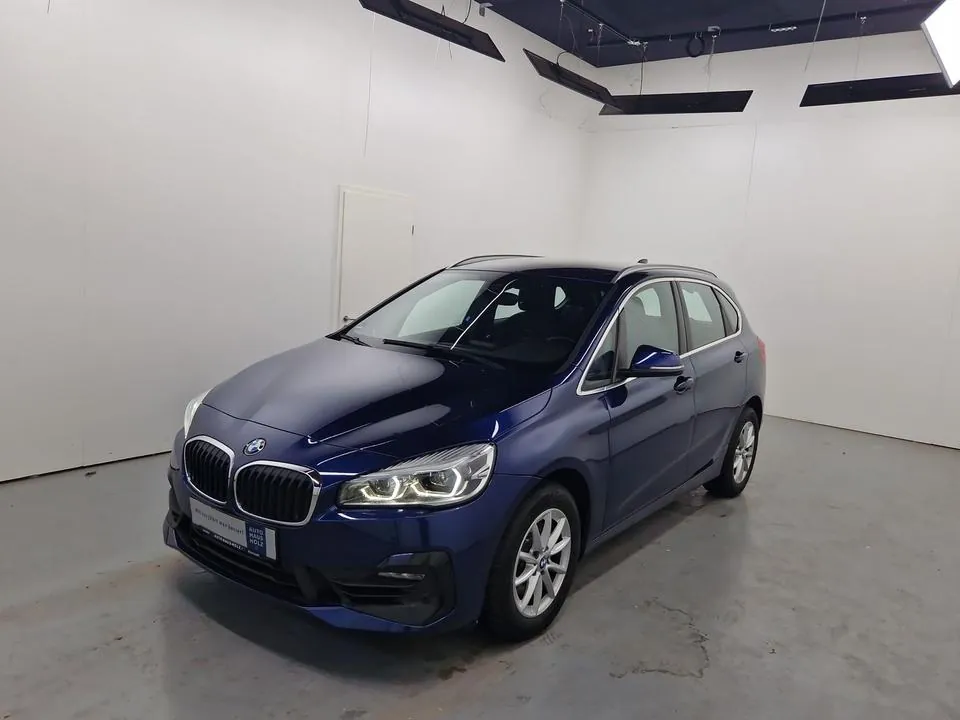 BMW 220I