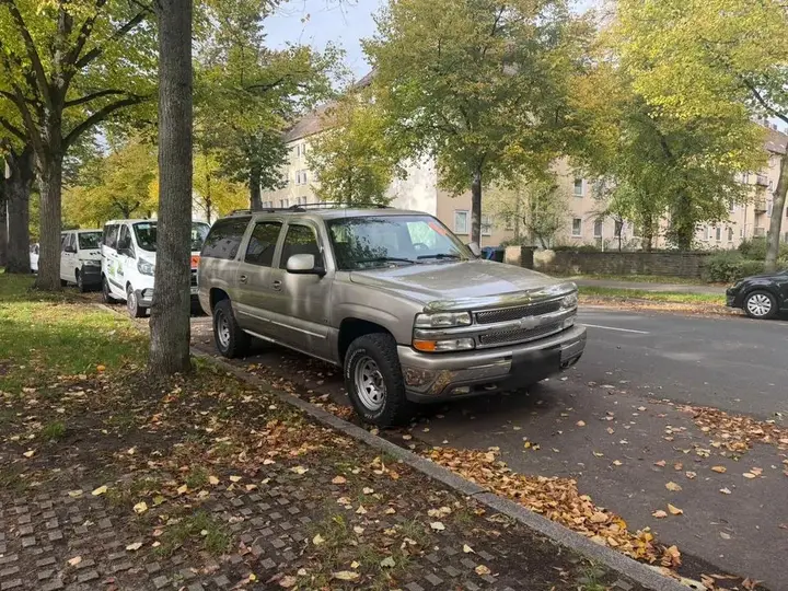 Chevrolet Suburban