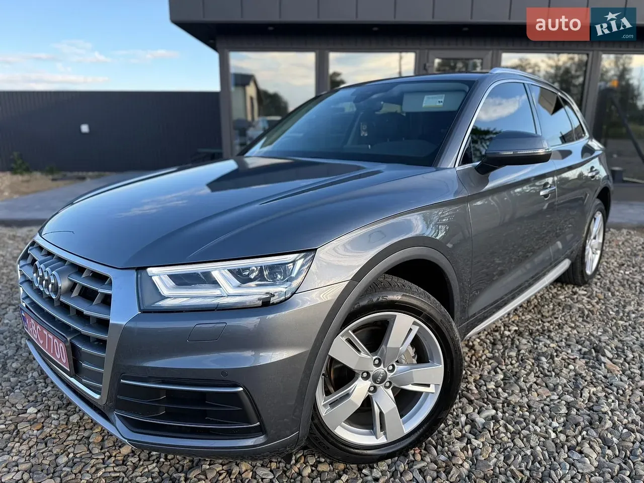 Audi Q5 2019 photo 2
