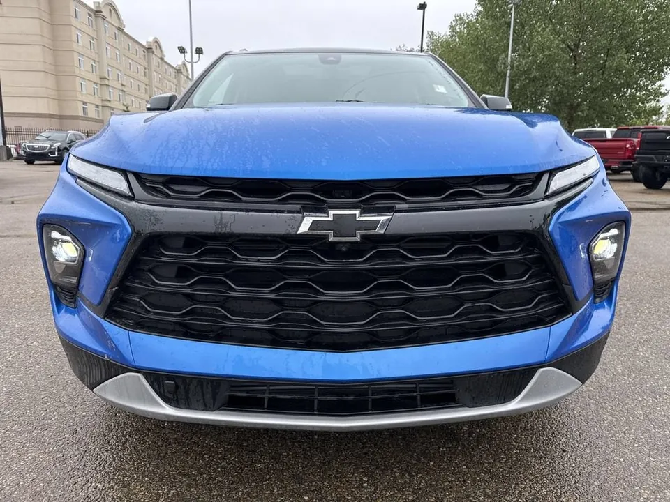 Chevrolet Blazer 2026 photo 2