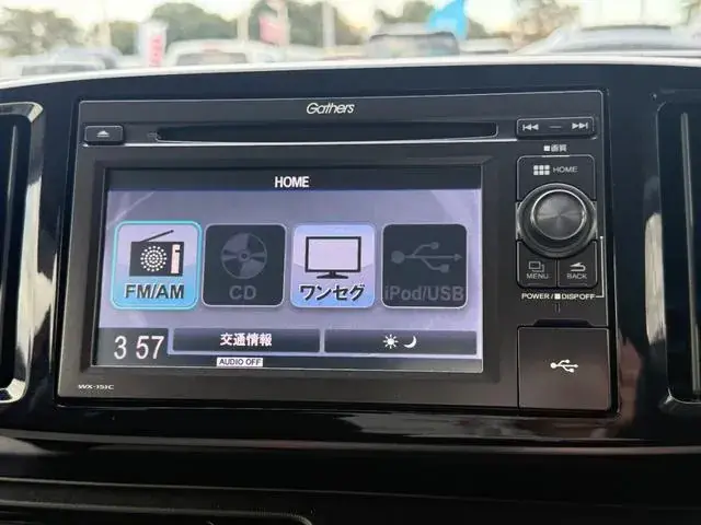 Honda N-One Premium Tourer 2015 photo 4
