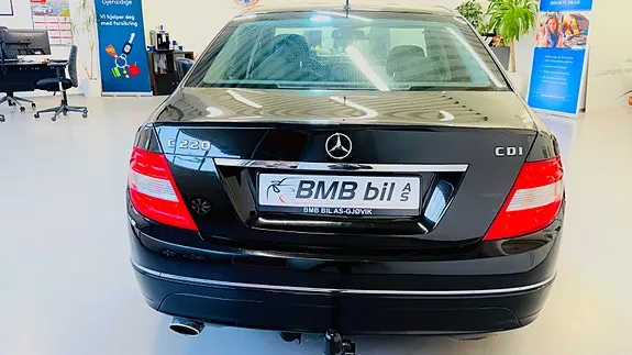 Mercedes-Benz C220 D 2009 photo 5