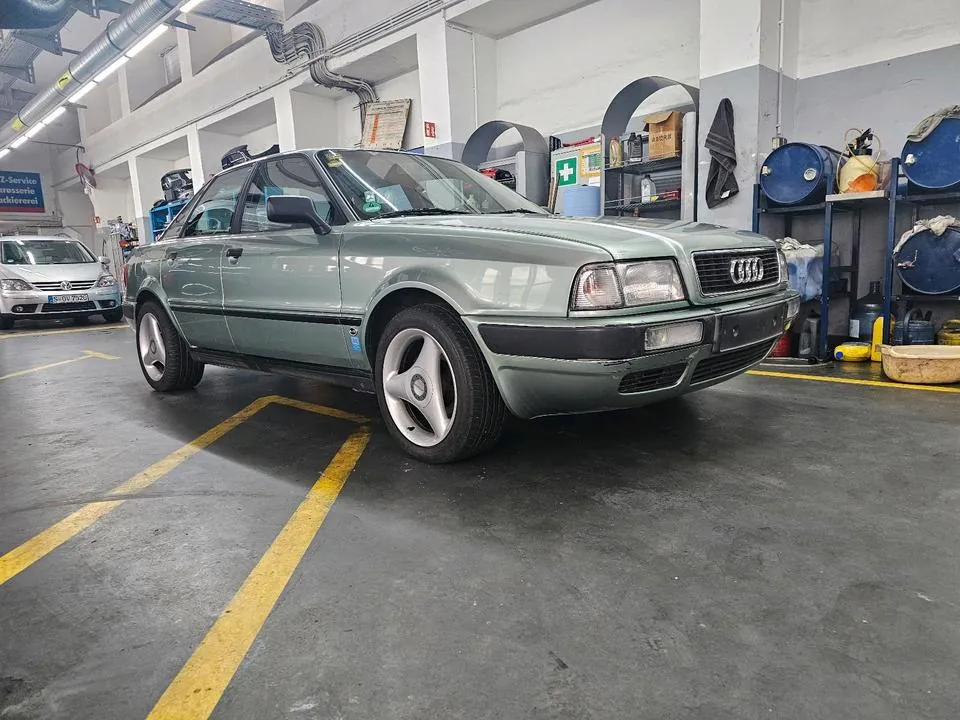 Audi 80