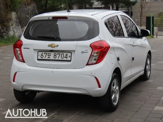 Chevrolet Spark 2017 photo 3