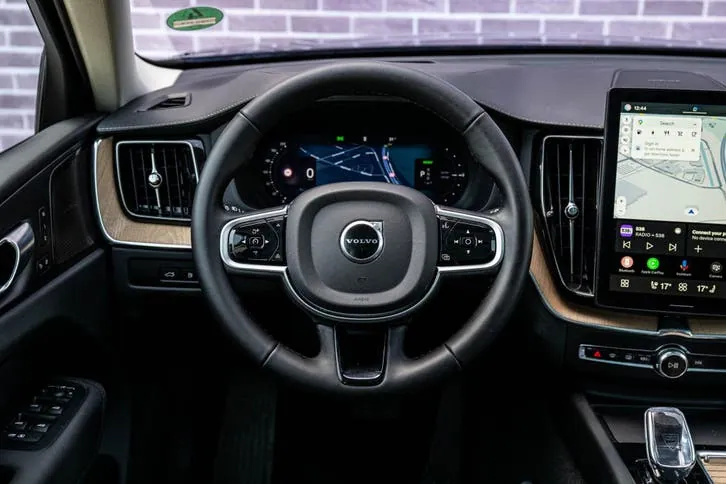 Volvo Xc60 2026 photo 3
