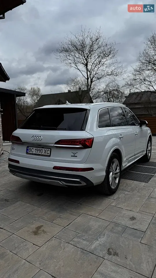 Audi Q7 2020 photo 3