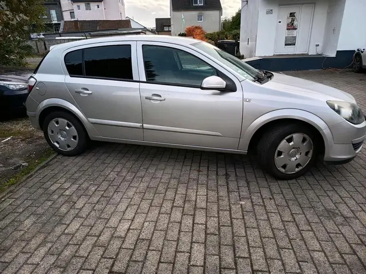 Opel Astra H