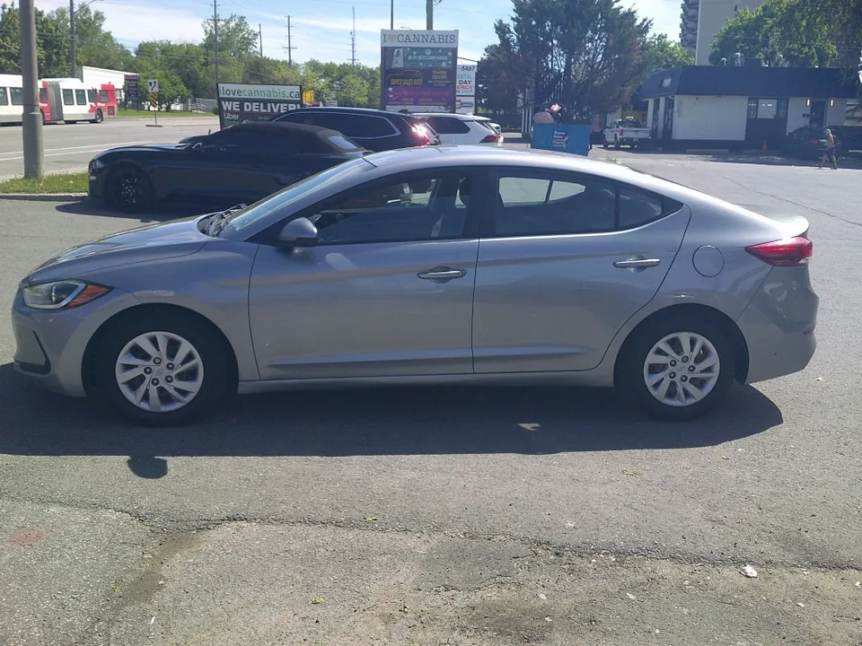 Hyundai Elantra 2017 photo 4