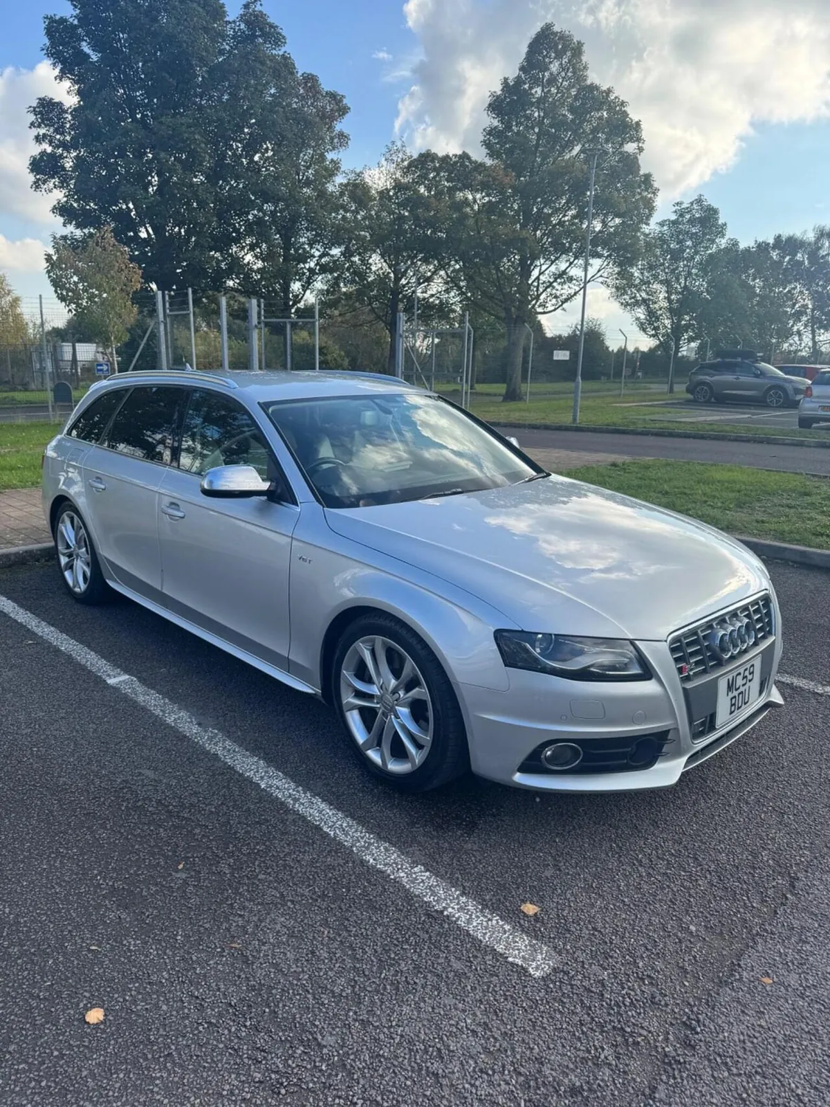 Audi S4 2011 photo 4