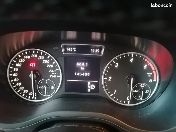 Mercedes-Benz B-Class 2014 photo 2