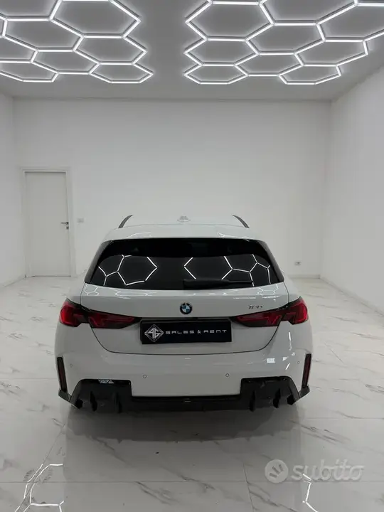 BMW 120 2025 photo 5