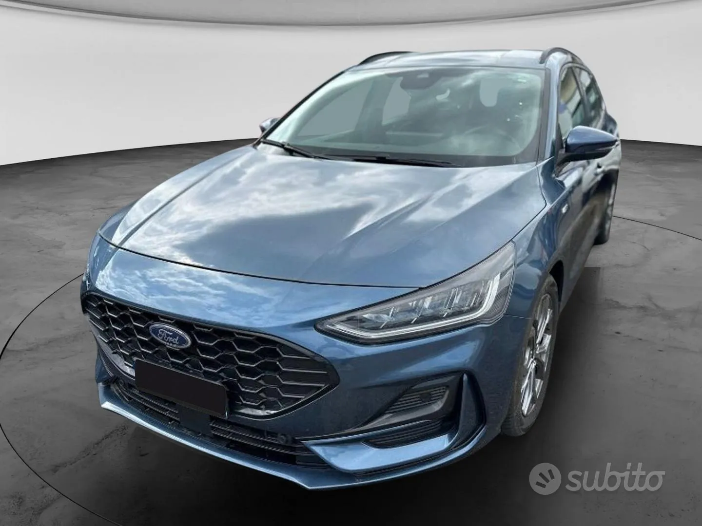Ford Focus 2023 photo 3