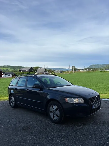 Volvo V50