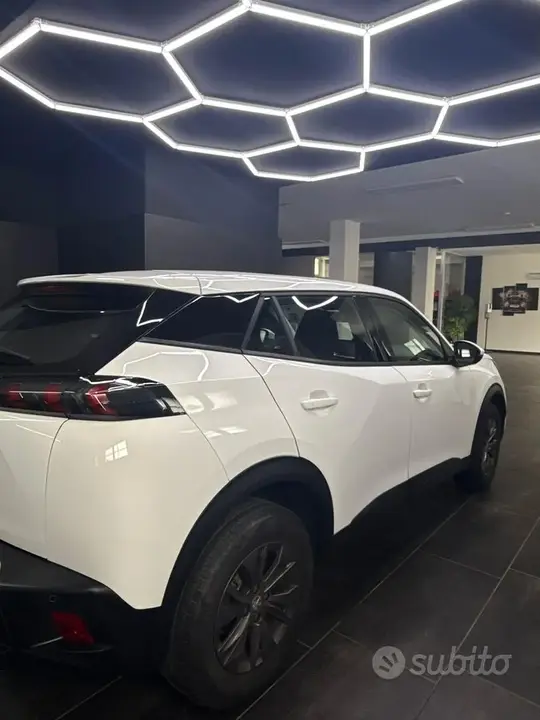 Peugeot 2008 2021 photo 3