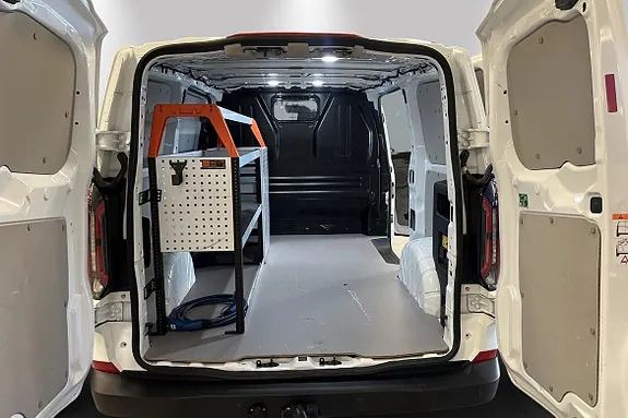 Ford E-Transit 2025 photo 5