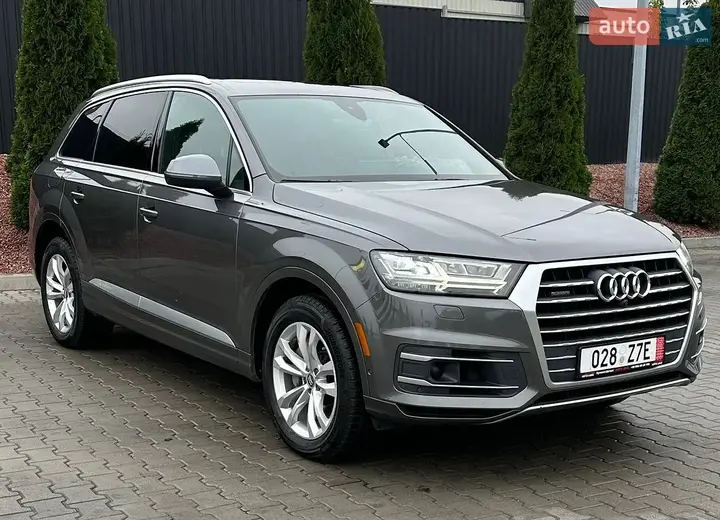 Audi Q7 2018 photo 5
