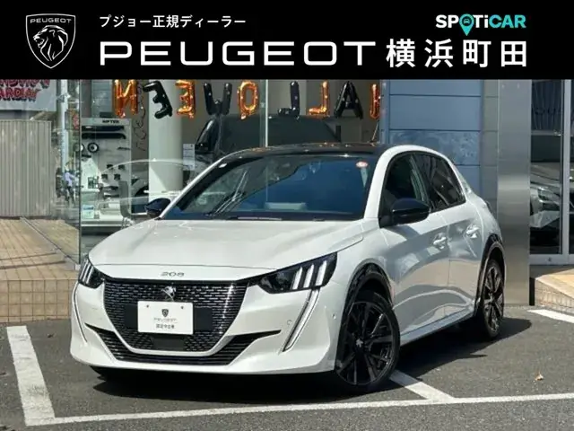 Peugeot 208 2021 photo 2