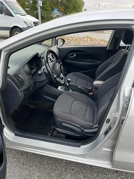 Kia Rio 2014 photo 4