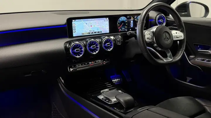 Mercedes-Benz A-Class 2019 photo 2