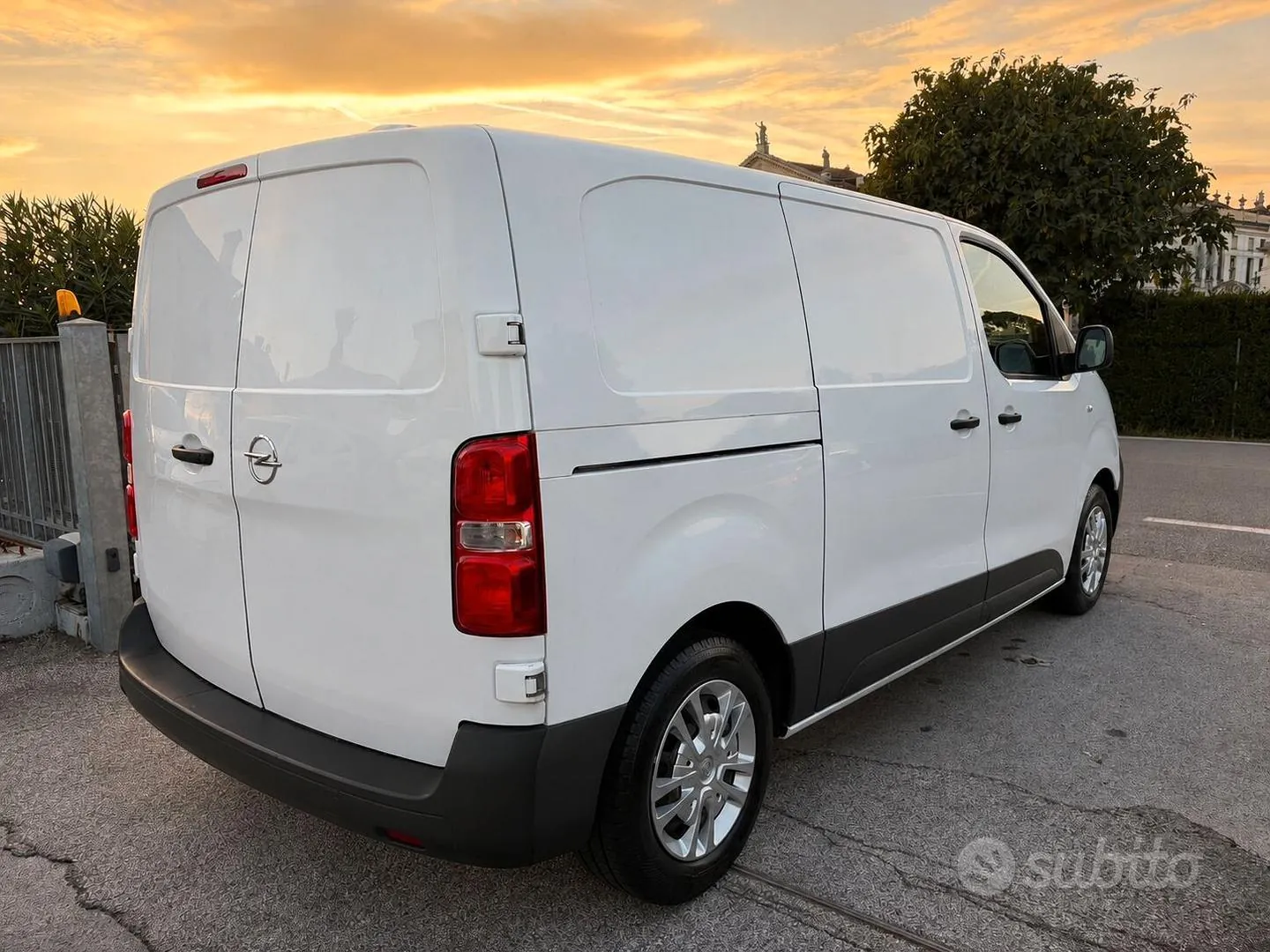 Opel Vivaro 2020 photo 4