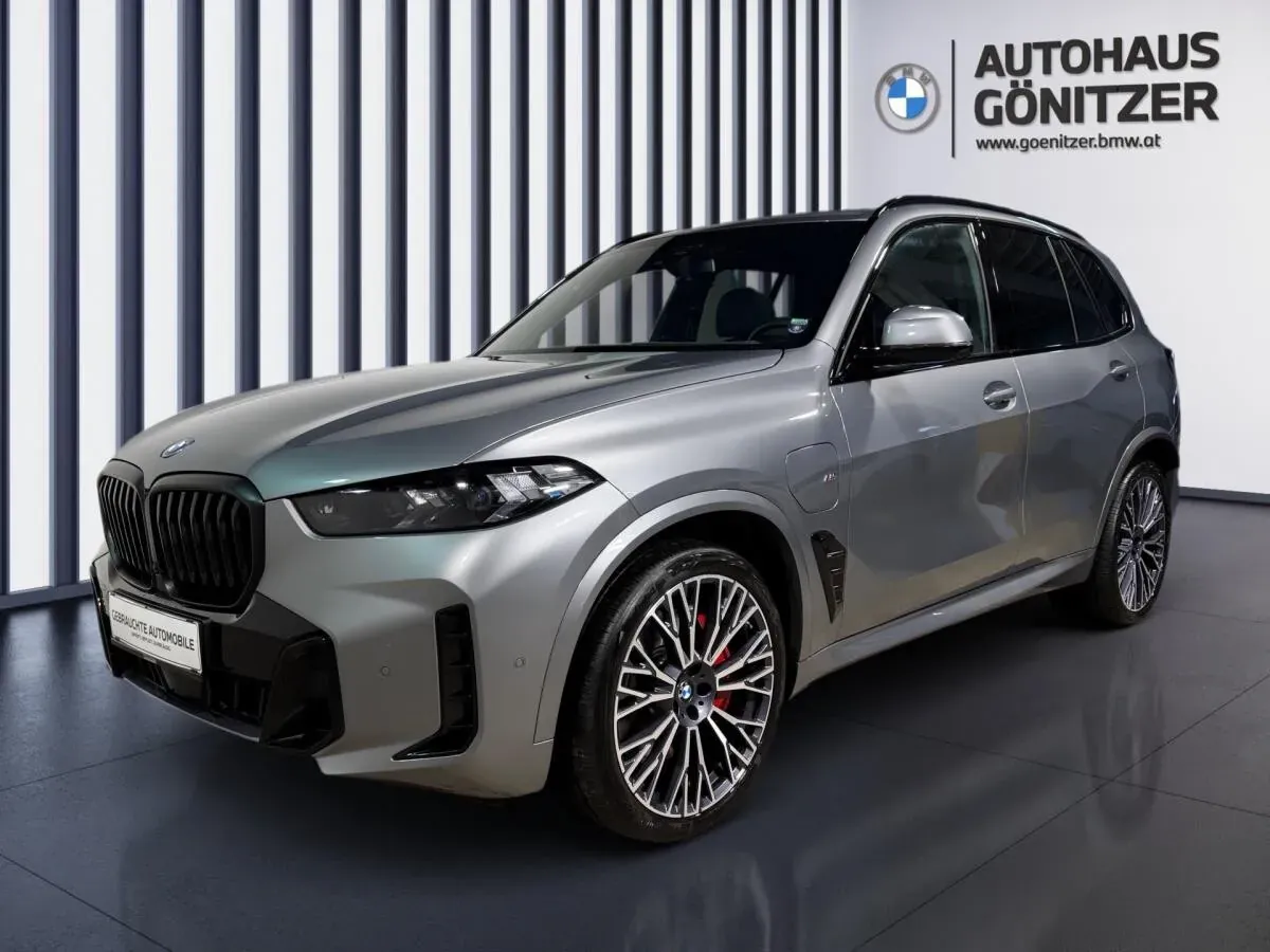 BMW X5 2025 photo 2
