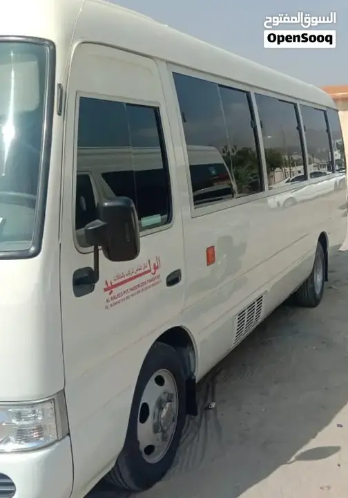Toyota Hiace 2015 photo 3