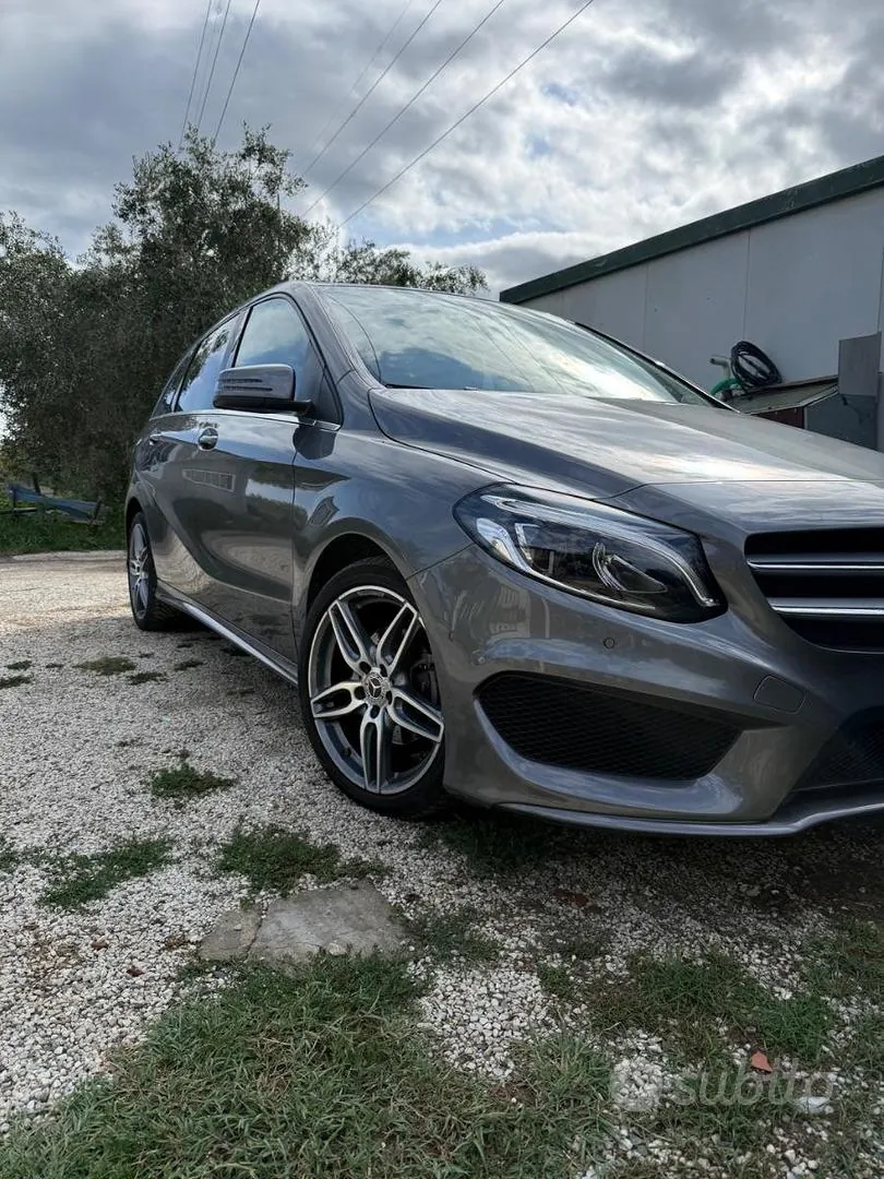 Mercedes-Benz B180D