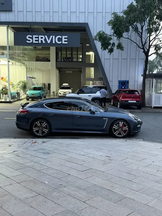 Porsche Panamera 2010 photo 4
