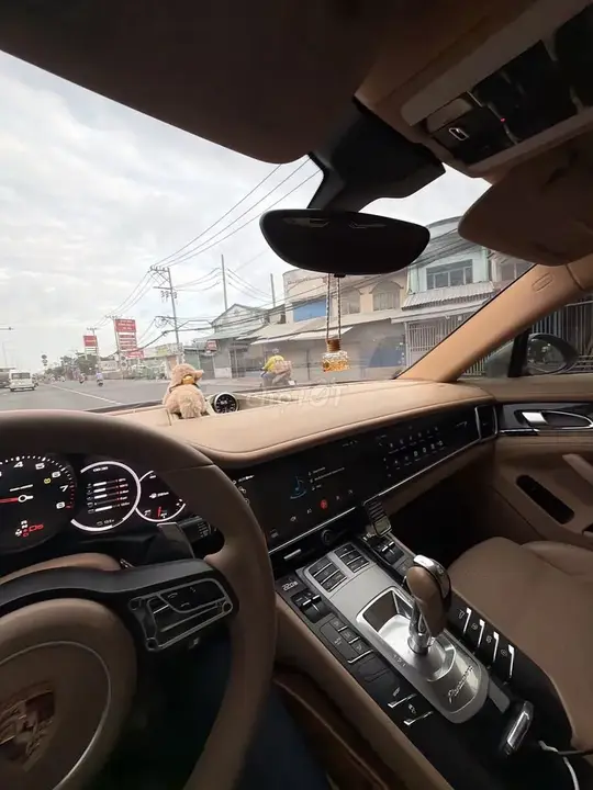 Porsche Panamera 2010 photo 2