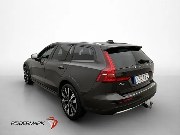 Volvo V60 Cross Country 2024 photo 5