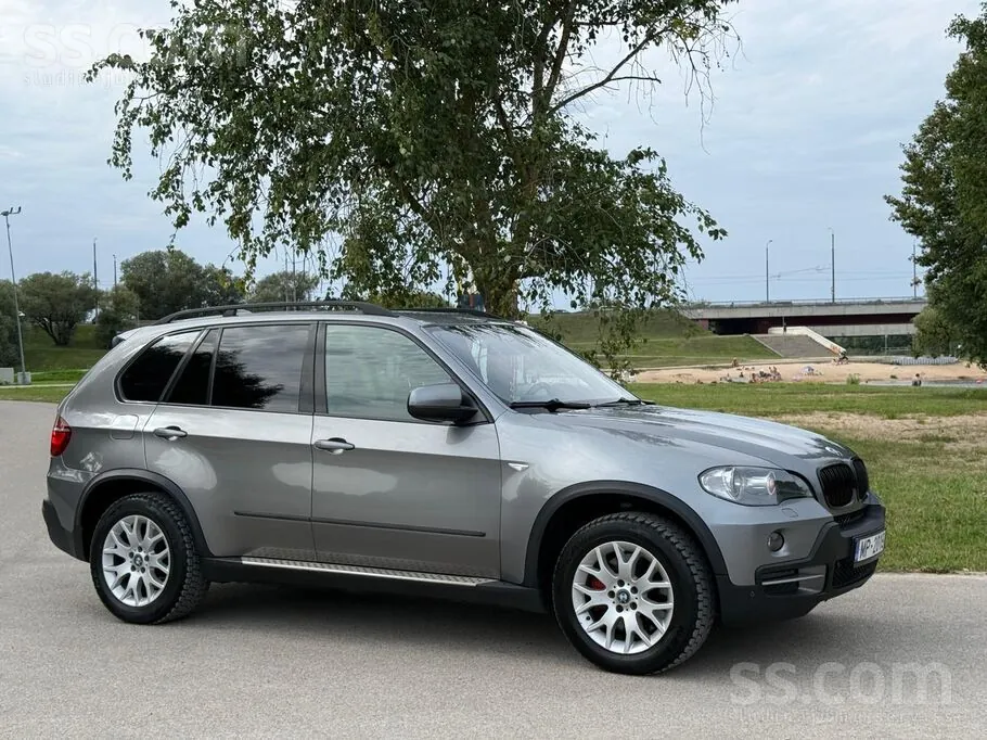 BMW X5 2008 photo 2