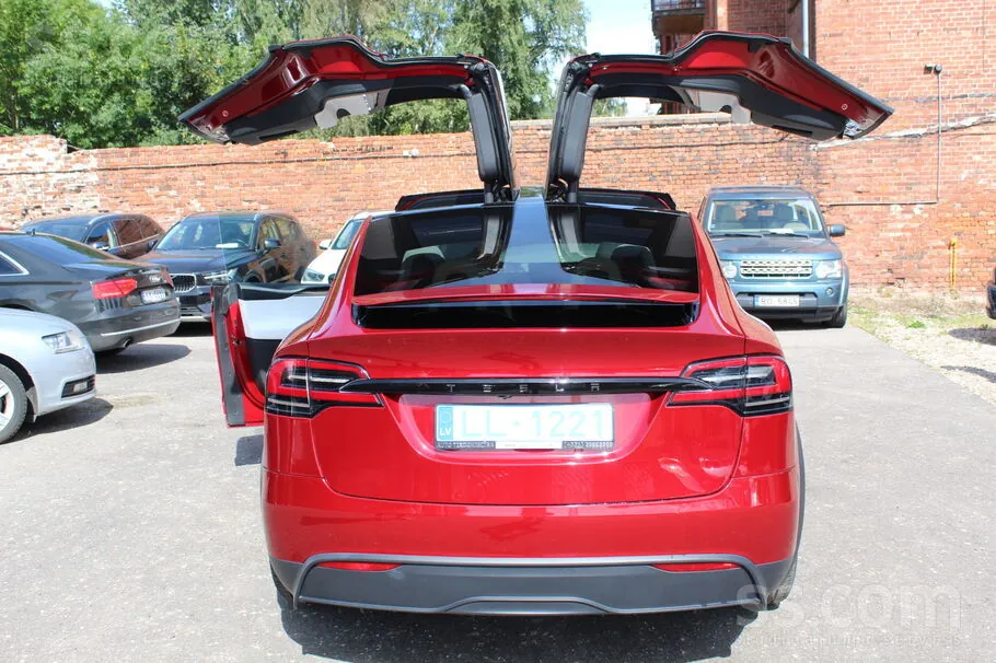 Tesla Model X 2023 photo 5